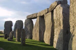 Tours to Stonehenge & Oxford